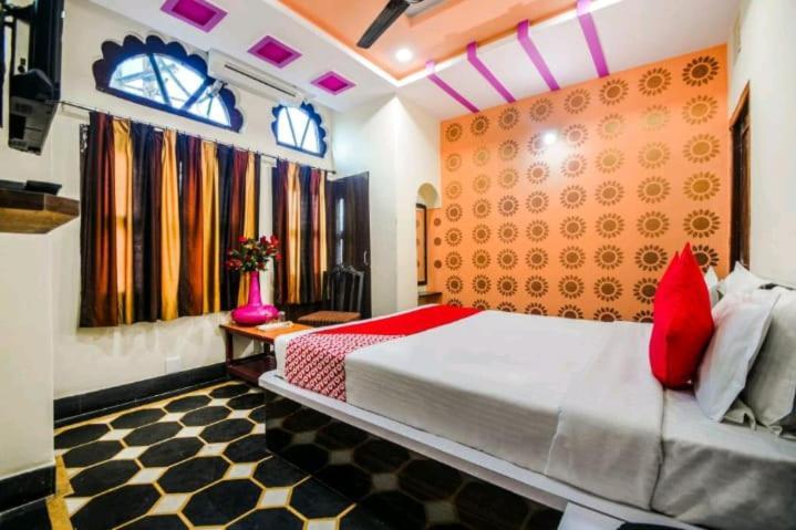 אודייפור Hotel Hari Home מראה חיצוני תמונה